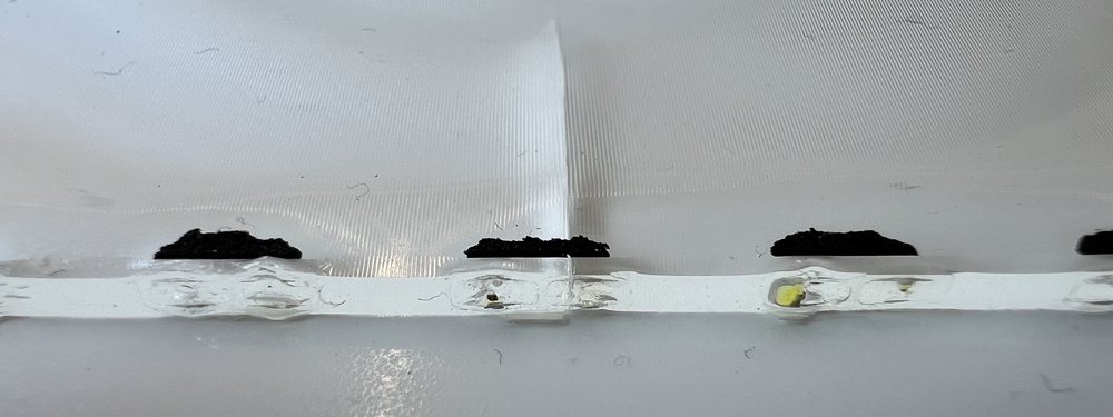 Samsung AU8000 - Melted LGP with Phosphor